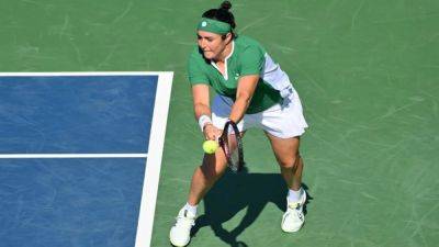 Magdalena Frech - Amanda Anisimova - Elise Mertens - Magda Linette - Jelena Ostapenko - Danielle Collin - Diana Shnaider - International - Daria Saville - WTA roundup: Ons Jabeur jolts Danielle Collins in Adelaide - channelnewsasia.com - Russia - France - Ukraine - Belgium - Spain - Australia - Tunisia - Czech Republic - Poland - New Zealand - Latvia - county Collin
