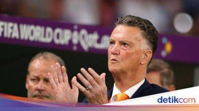 Louis Van-Gaal - Louis van Gaal Siap-siap Pakai Sepatu dan Jas, Menuju Timnas Indonesia? - sport.detik.com - Indonesia