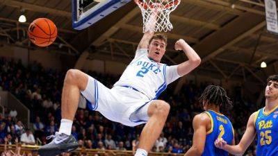 Jon Scheyer - Cooper Flagg evokes Zion Williamson with dunk in Duke win - ESPN - espn.com - county Williamson