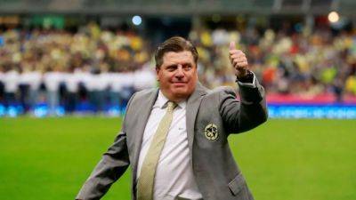 Mexico's Herrera appointed Costa Rica head coach