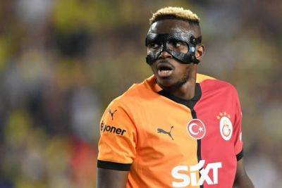 Osimhen ‘rejects’ Man United’s offer, upsets Napoli boss