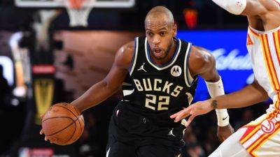 Doc Rivers - Damian Lillard - Bucks bring Middleton off bench vs. Spurs on minutes limit - ESPN - espn.com - county Bucks