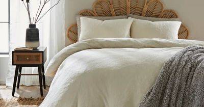 Dunelm reduces fleece bedding that 'gets you warm in minutes' to just £11 online - manchestereveningnews.co.uk - Britain