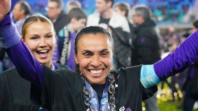 'I'm staying home!' - Brazilian Marta extends stay at NWSL's Pride