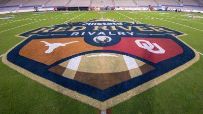 Kennedy Brooks, Cameron Dicker lead iconic recent Red River moments - ESPN