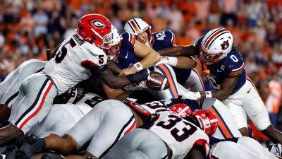 Auburn's goal-line fumble ignites social media debate, sparks Georgia's comeback win - foxnews.com - Georgia - state Alabama