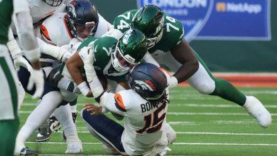Dallas Cowboys - Denver Broncos - Aaron Glenn - Garrett Wilson - Glenn defends Justin Fields despite Jets' -10 net pass yards - ESPN - espn.com - New York - state New Jersey - county San Diego