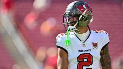 Depleted Bucs lose WR Emeka Egbuka to hamstring injury - ESPN