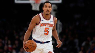 Knicks' Malcolm Brogdon retires after nine NBA seasons - ESPN