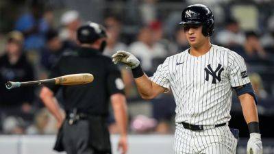 Reports: Yankees' Anthony Volpe undergoes shoulder surgery - ESPN