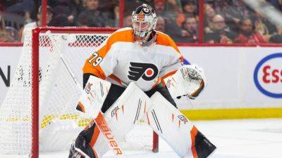 Carter Hart - Philadelphia Flyers - Golden Knights bring in Carter Hart after goalie's acquittal - ESPN - espn.com - Canada - state Nevada - county Ontario - county Henderson - county Carter