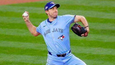 John Schneider - Cy Young - Max Scherzer - Julio Rodríguez - Randy Arozarena - Cal Raleigh - Blue Jays pull even vs. Mariners in ALCS behind Max Scherzer - ESPN - espn.com - Usa