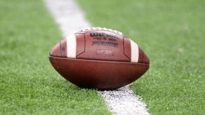 Curry College RB Montie Quinn rushes for NCAA-record 522 yards - ESPN