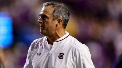 S. Carolina's Beamer pushes back on Virginia Tech vacancy rumors - ESPN