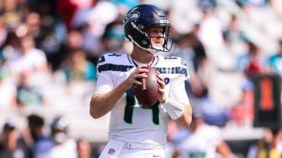 Betting the MNF doubleheader: Will Bucs keep up with Lions? Texans win third straight? - ESPN