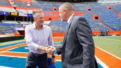 Billy Napier - Florida AD: Napier didn't meet goal of winning championships - ESPN - espn.com