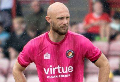 Ebbsfleet United manager Josh Wright backs goalkeeper Mark Cousins after leaving him out of the side that beat Dorking Wanderers
