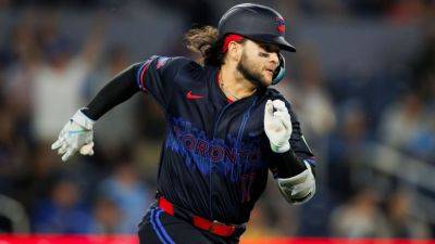 Jays SS Bo Bichette (knee) says he'll return for World Series - ESPN