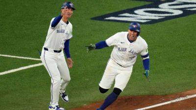 George Springer's 3-run HR sends Blue Jays to World Series - ESPN