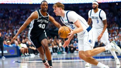 Cooper Flagg manages double-double but says Mavs debut 'not great' - ESPN