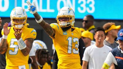 Carson Wentz - Eric Moody - Seth Walder - Matt Bowen - Keenan Allen - Will Chargers' recent leaky defense allow Vikings to keep things close? - ESPN - espn.com - county Eagle - Los Angeles - Jordan - state Minnesota