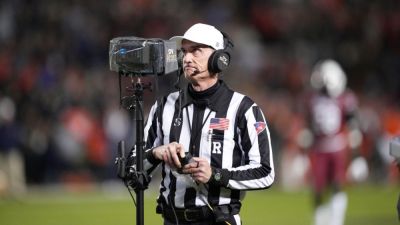 Sources: SEC suspends referee in wake of Georgia-Auburn game - ESPN