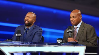 Charles Barkley, Kenny Smith clash over FBI gambling probe allegedly involving NBA figures: 'That's stupidity'
