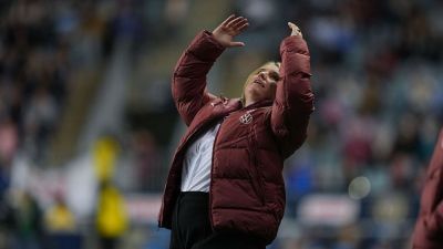 Hayes frustrated after USWNT's shock loss against Portugal - ESPN