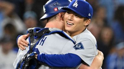 Yamamoto tosses 2nd consecutive complete game as Dodgers win - ESPN