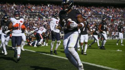 Ravens' Henry passes Payton for 5th all-time in rushing TDs - ESPN