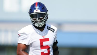 Giants' Kayvon Thibodeaux miffed as tush push fumble not called - ESPN