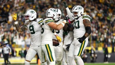 Highlights from Packers' victory over Steelers on SNF - ESPN