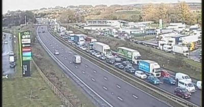 M61 LIVE 'Severe delays' and 10-mile queues as motorway blocked after crash