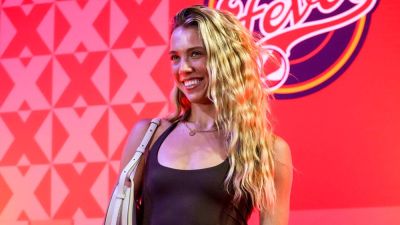 Caitlin Clark - Sophie Cunningham - Stephanie White - Fever's Lexie Hull says there's some 'level of jealousy' when it comes to her team - foxnews.com - Usa - state Indiana - state Connecticut - county Gray