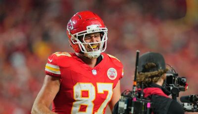 Travis Kelce mimics Taylor Swift music video choreography after scoring historic touchdown
