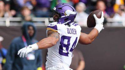Cam Akers - Carson Wentz - J.J.Maccarthy - Vikings use trick play to score touchdown vs Browns in London - foxnews.com - county Brown - county Cleveland - state Minnesota