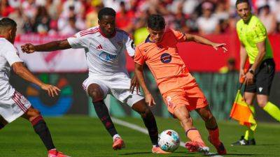 'Dreadful' first half dooms Barcelona in 4-1 thrashing by Sevilla - ESPN