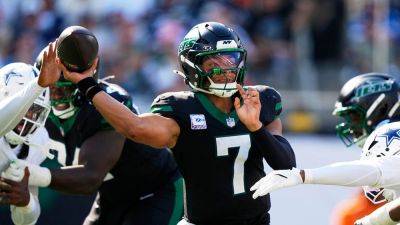 Dallas Cowboys - Seth Wenig - Aaron Glenn - George Pickens - Jets' uninspiring play against Cowboys draws backlash from fans - foxnews.com - New York - state New Jersey - county Rutherford