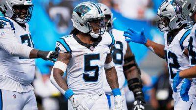 Panthers' Dowdle rushes for 206 yards in win, eyes Cowboys next - ESPN