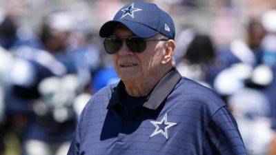 Source: NFL fining Cowboys' Jerry Jones $250K for gesture - ESPN