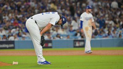Kershaw roughed up in relief as Dodgers drop Game 3 of NLDS - ESPN