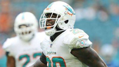 Merrill Lynch to pay ex-Pro Bowler Reshad Jones $9.5M to settle fraud suit - ESPN - espn.com - Mexico - Georgia - county Williams - county Palm Beach