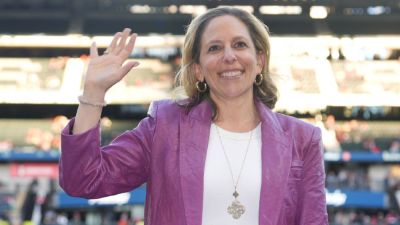 NWSL to continue expansion, targets 18th team in 2028 - ESPN