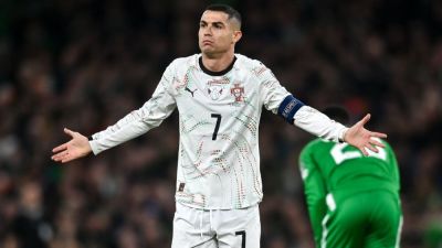 Cristiano Ronaldo shown red card in Portugal loss to Ireland - ESPN