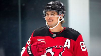 Devils star Jack Hughes being evaluated for non-hockey injury - ESPN