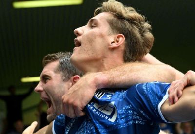 Gillingham defender Sam Gale signs new deal and the League 2 club also extends goalkeeper Taite Holtam’s agreement and hands striker Stan Sargent a professional contract