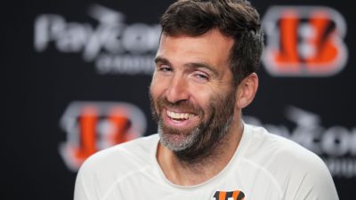 Why Bengals quarterback Joe Flacco likes to eat alone - ESPN