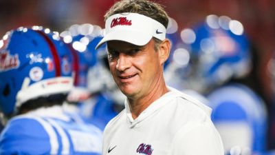 Lane Kiffin on Gators rumors after win: 'I love' Ole Miss - ESPN