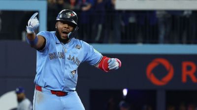 Marie Philip Poulin - Vladimir Guerrero-Junior - Vladimir Guerrero Jr. wears Marie-Philip Poulin jersey to Game 7 - ESPN - espn.com - Canada - Los Angeles - county Centre - county Rogers