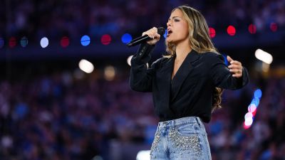 Daniel Shirey - World Series national anthem singers deliver electric performances before Game 7 - foxnews.com - Usa - Canada - Los Angeles - county Centre - county Ontario - county Rogers